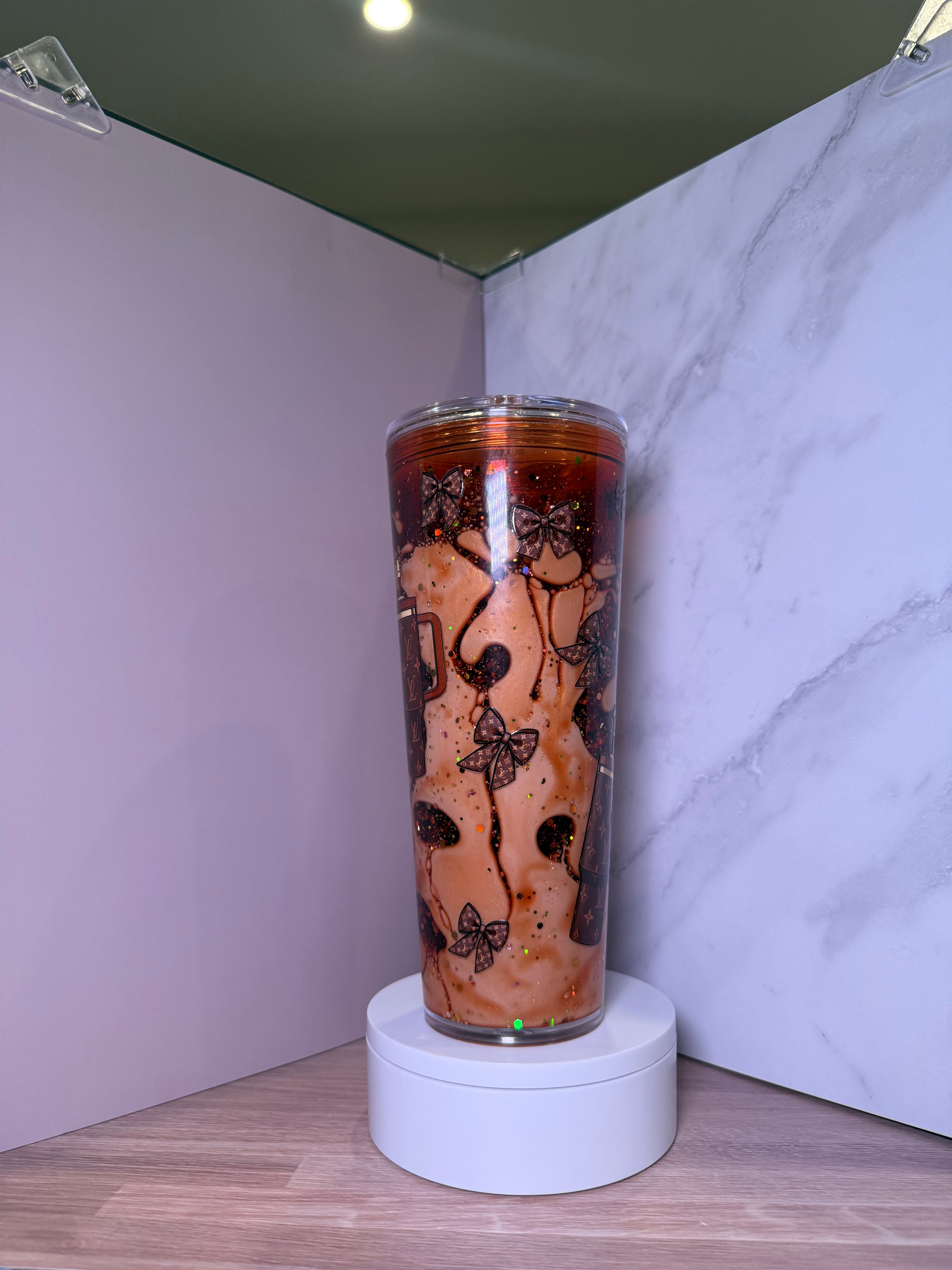 24 oz Coffee & Cream Acrylic Snow Globe